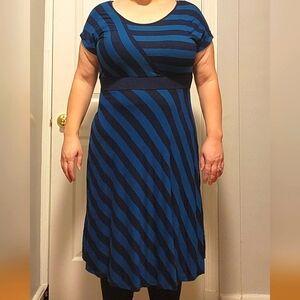 Sunny Girl Black and Blue Midi Dress, size 1X